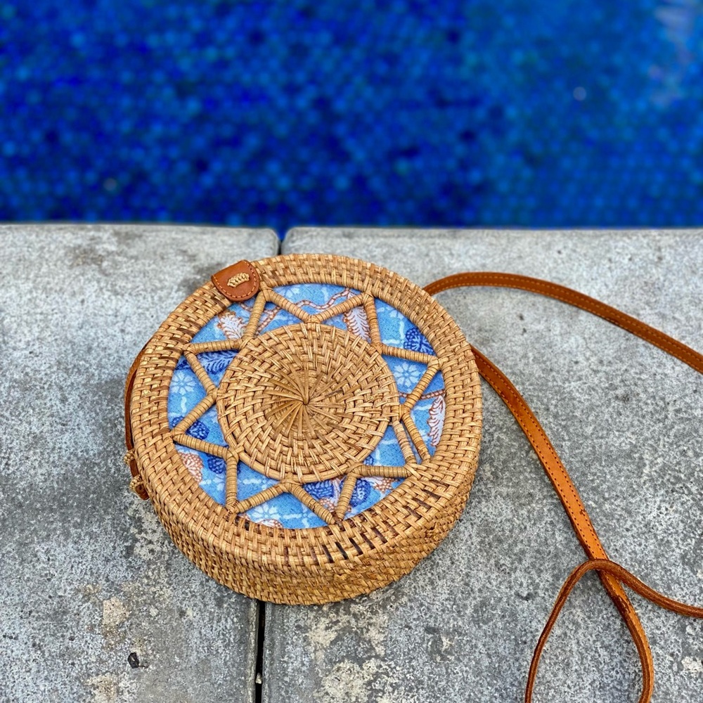 Handmade Rattan Bag - Picture 3 of 3